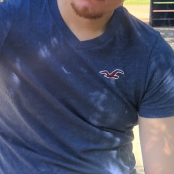 HOLLISTER MEN V NECK T SHIRT NAVY BLUE SEAGULL LOGO EMBROIDERED RED WHITE ACTIVE - Picture 2 of 16